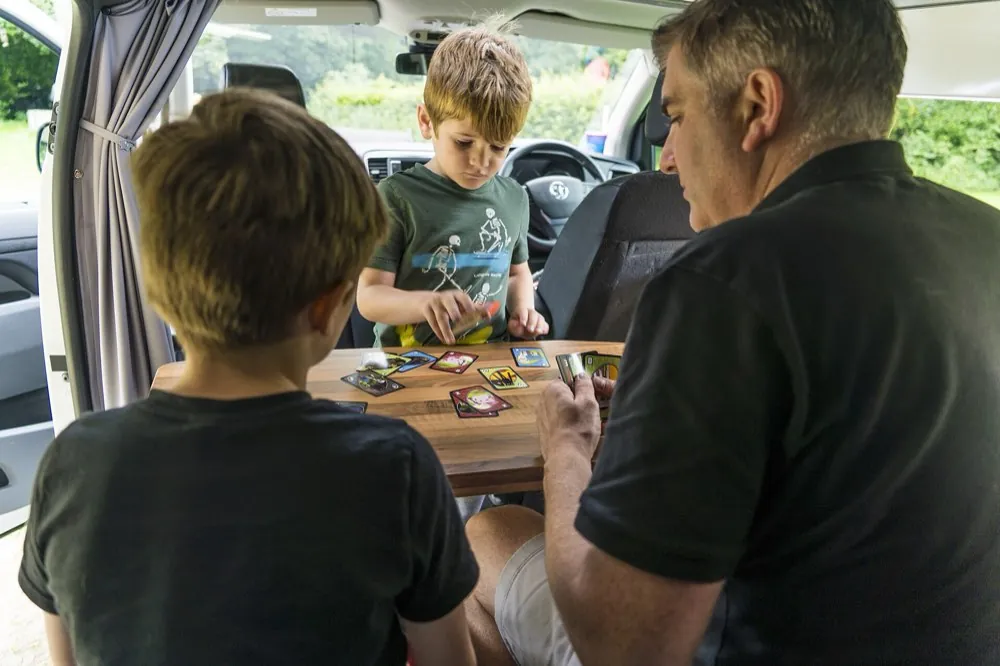 Autocamperferie på budget – hvad koster det egentlig?